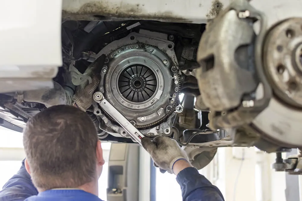 Signs My MINI Cooper’s Clutch Is Going Bad